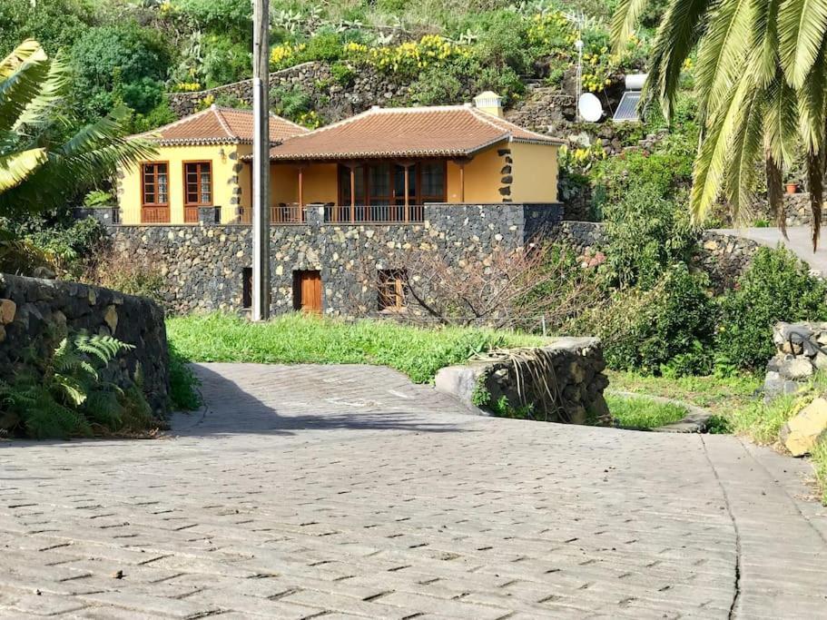 Вилла Rustic House La Montana Брения-Баха Экстерьер фото
