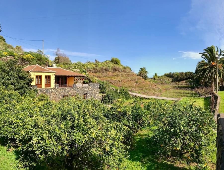 Вилла Rustic House La Montana Брения-Баха Экстерьер фото