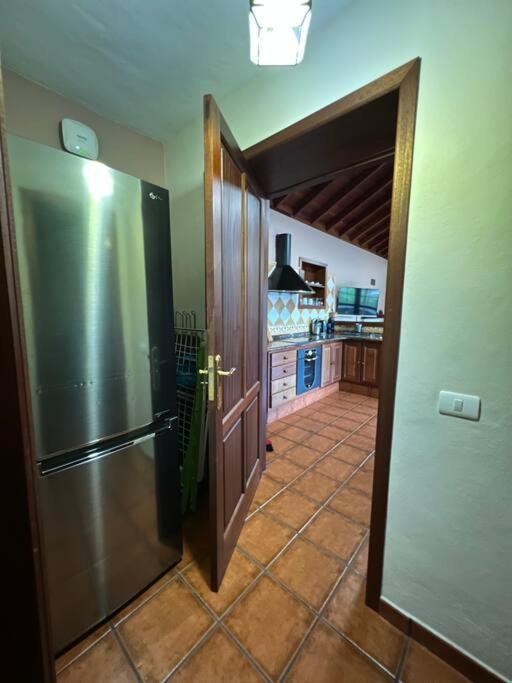 Вилла Rustic House La Montana Брения-Баха Экстерьер фото